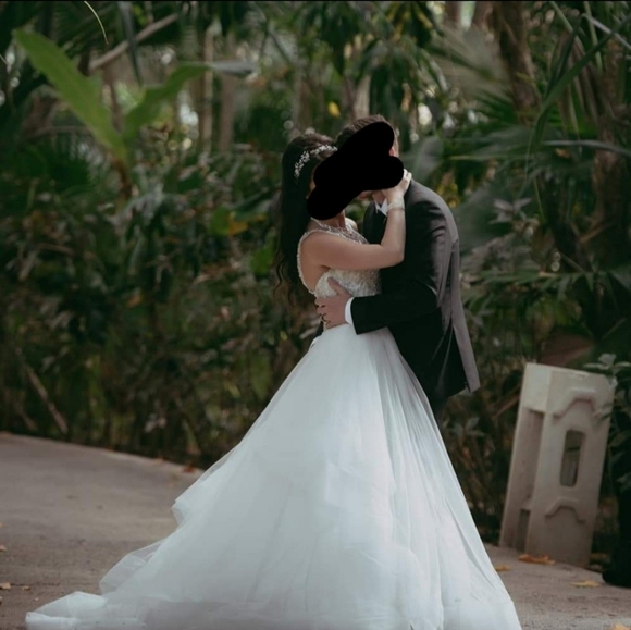 Wedding Dress - Picture 2 of 3